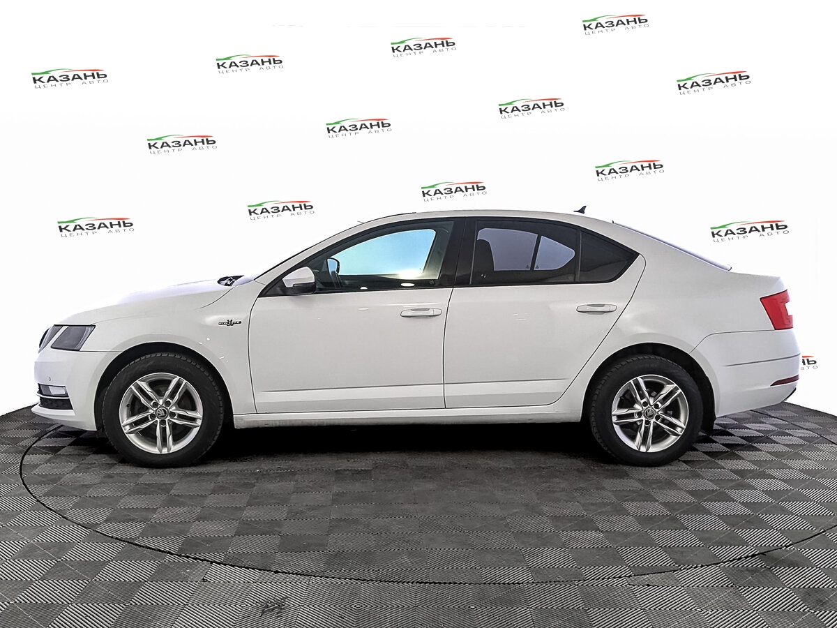 Шкода Октавия б/у, 2018, Роботизированная. Фото: #7