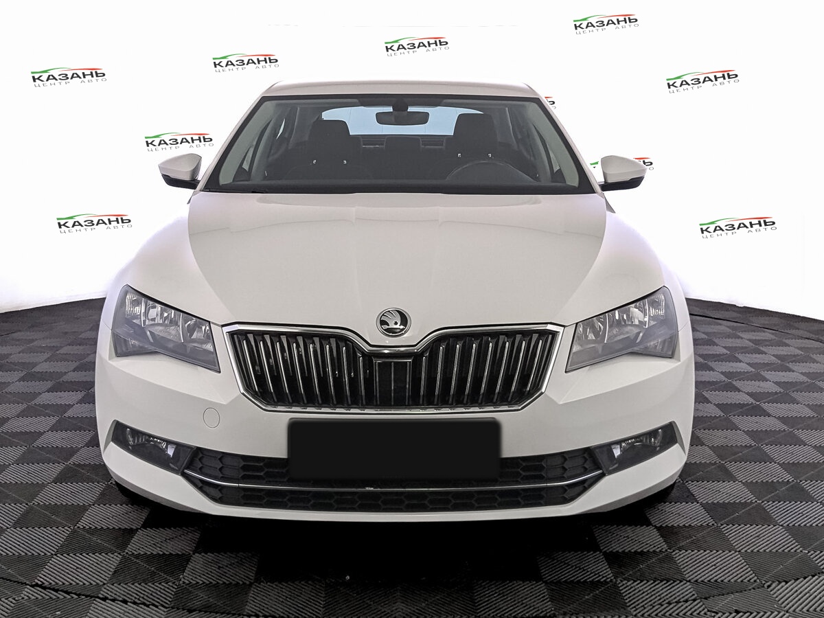 Шкода Суперб б/у, 2018, Роботизированная. Фото: #1