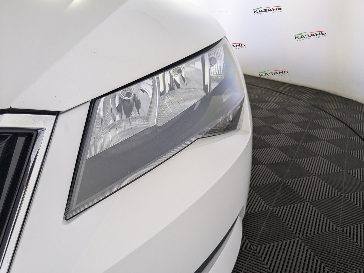 Шкода Суперб б/у, 2018, Роботизированная. Фото: #10