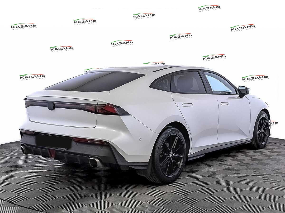 Changan UNI-V б/у, 2023, Роботизированная. Фото: #4