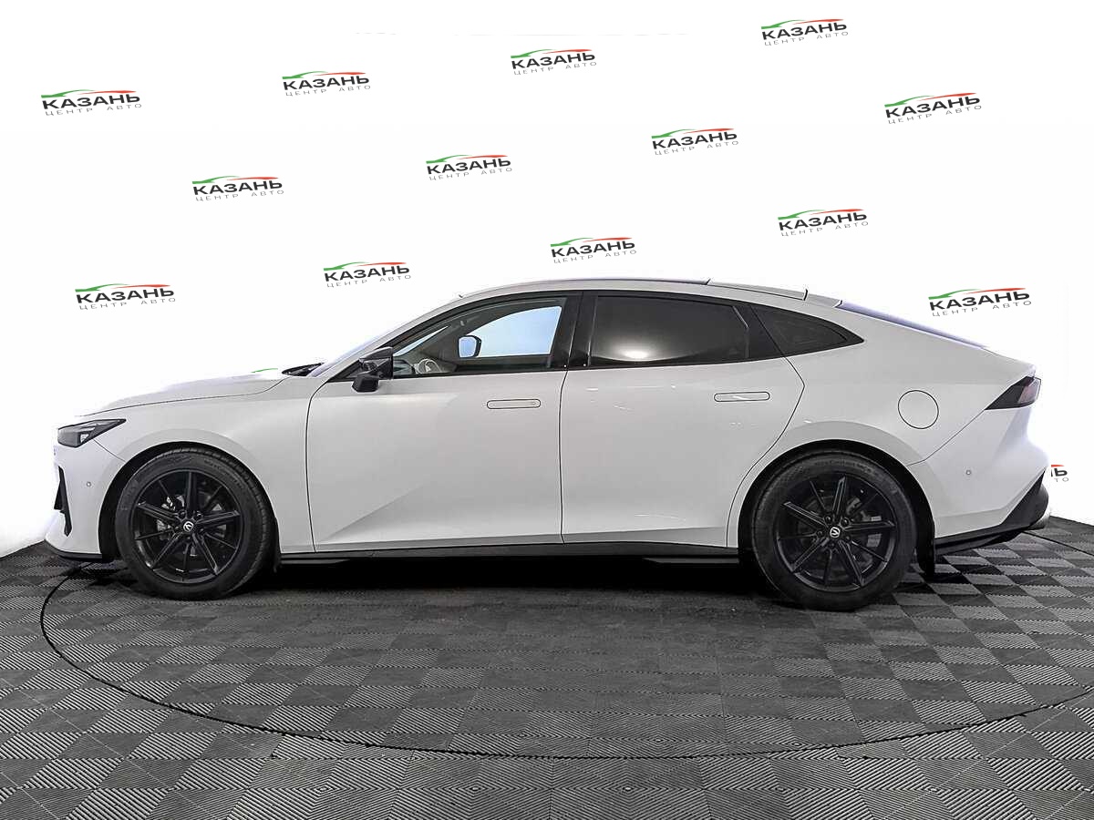 Changan UNI-V б/у, 2023, Роботизированная. Фото: #7