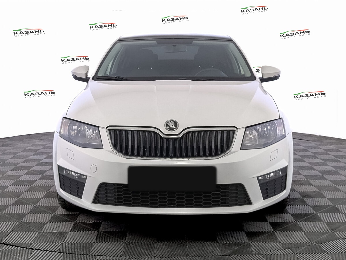 Шкода Октавия б/у, 2014, Роботизированная. Фото: #1