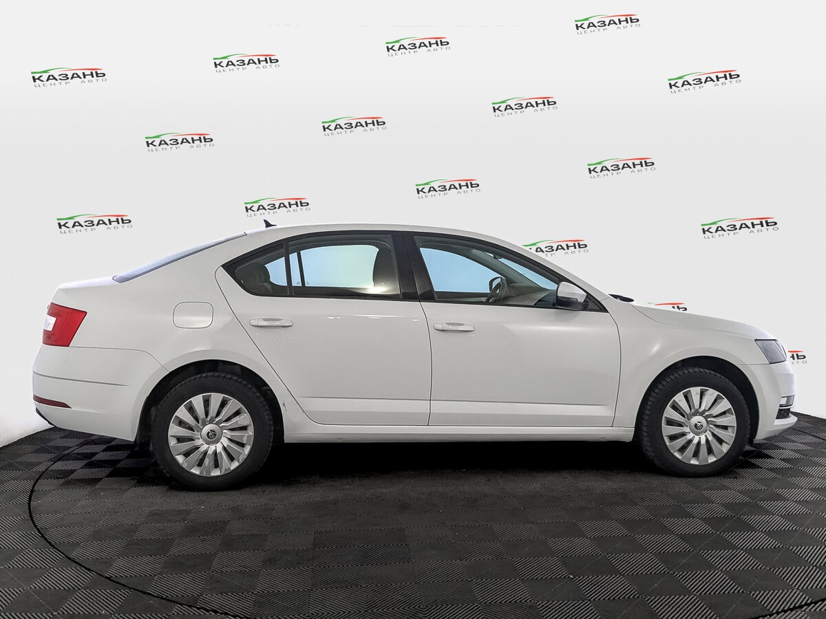 Шкода Октавия б/у, 2019, Механическая. Фото: #3
