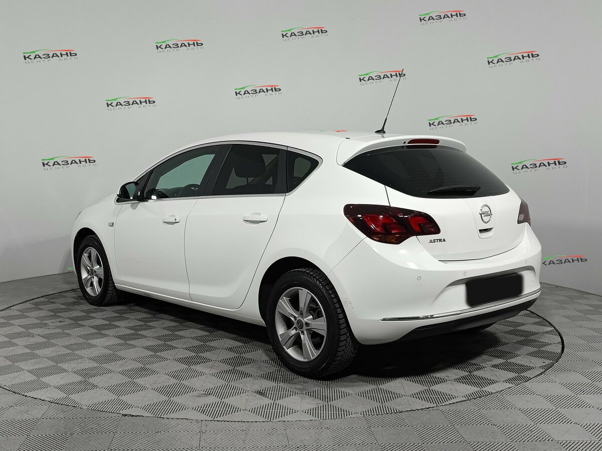 Опель Астра б/у, 2014, Автоматическая. Фото: #5