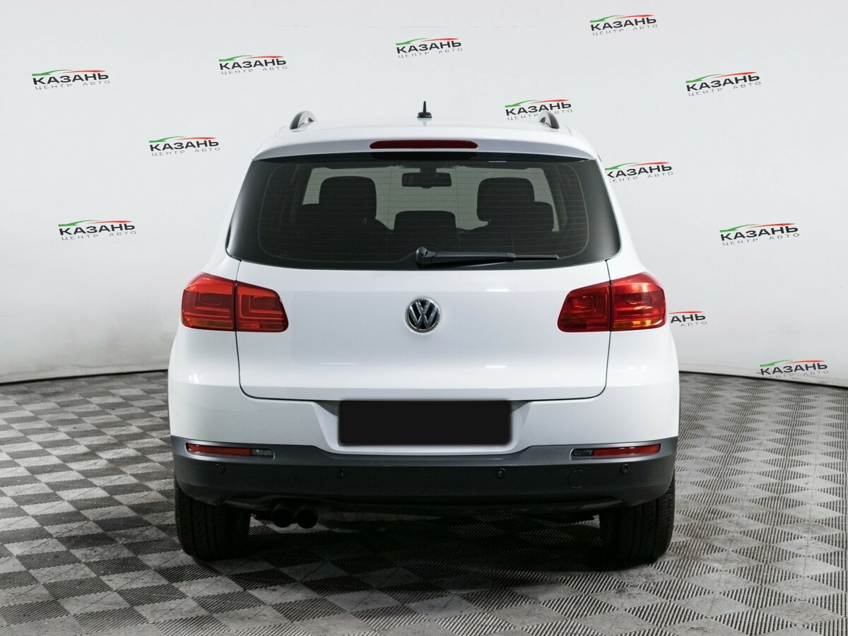 Фольксваген Тигуан б/у, 2015, Автоматическая. Фото: #4