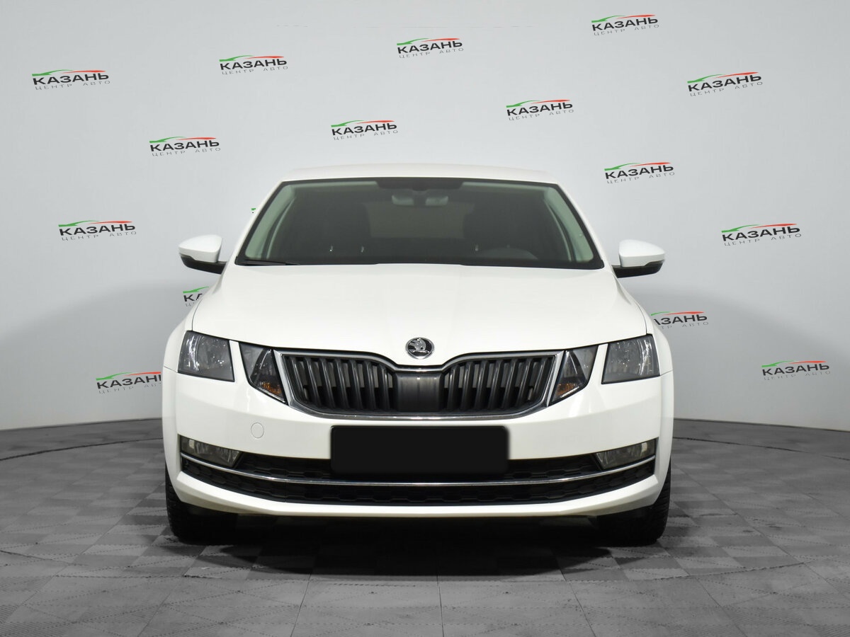 Шкода Октавия б/у, 2018, Роботизированная. Фото: #1