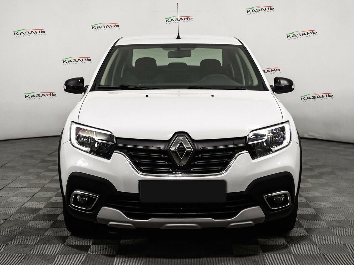 Рено Логан б/у, 2022, Автоматическая. Фото: #1