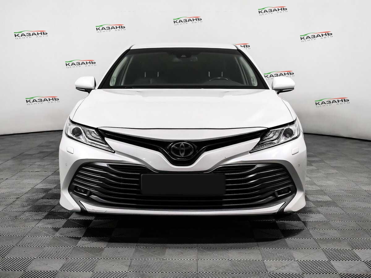 Toyota Camry б/у, 2019, Автоматическая. Фото: #1