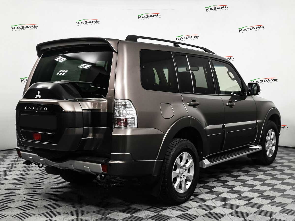 Mitsubishi Pajero б/у, 2015, Автоматическая. Фото: #4