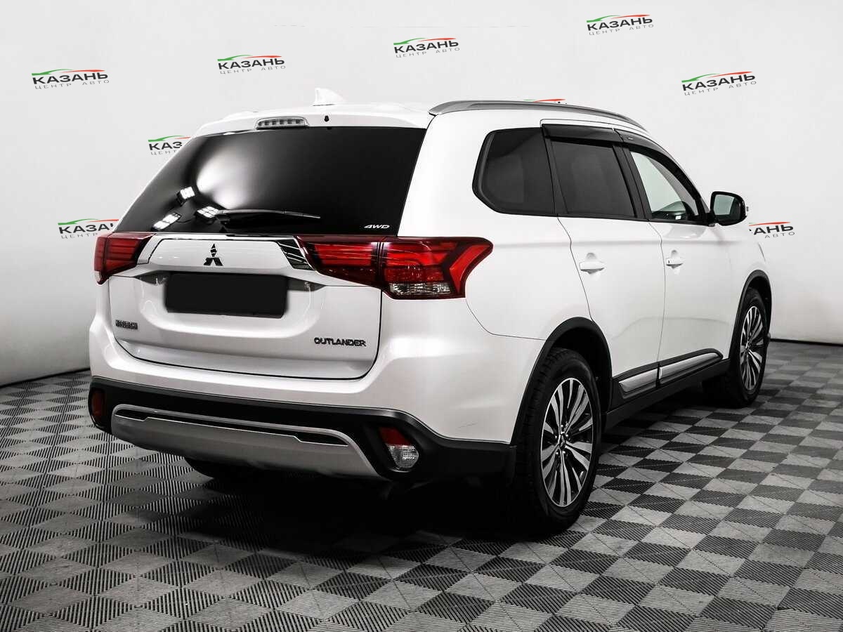 Mitsubishi Outlander б/у, 2019, Вариатор. Фото: #4