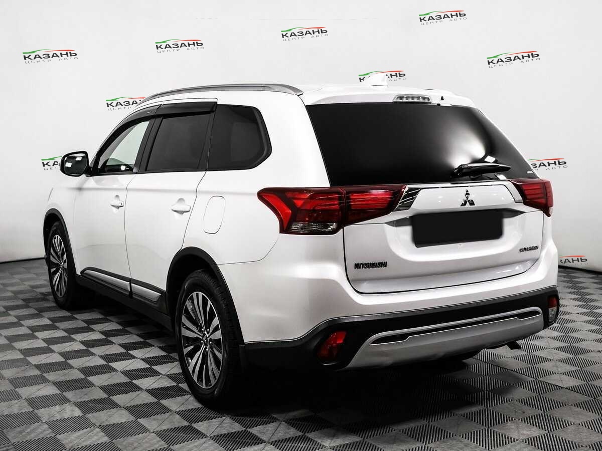 Mitsubishi Outlander б/у, 2019, Вариатор. Фото: #6