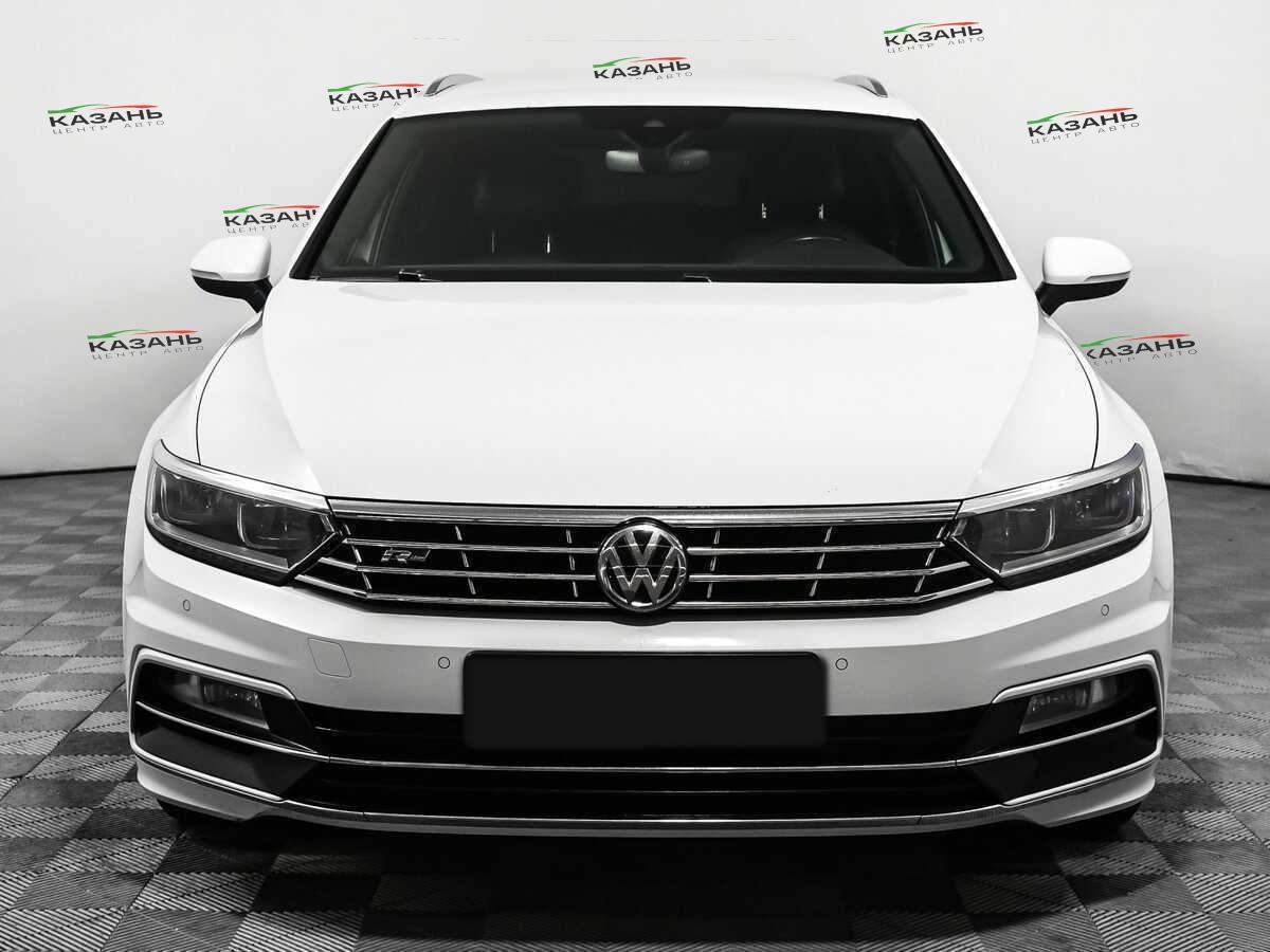 Фольксваген Пассат б/у, 2019, Роботизированная. Фото: #1