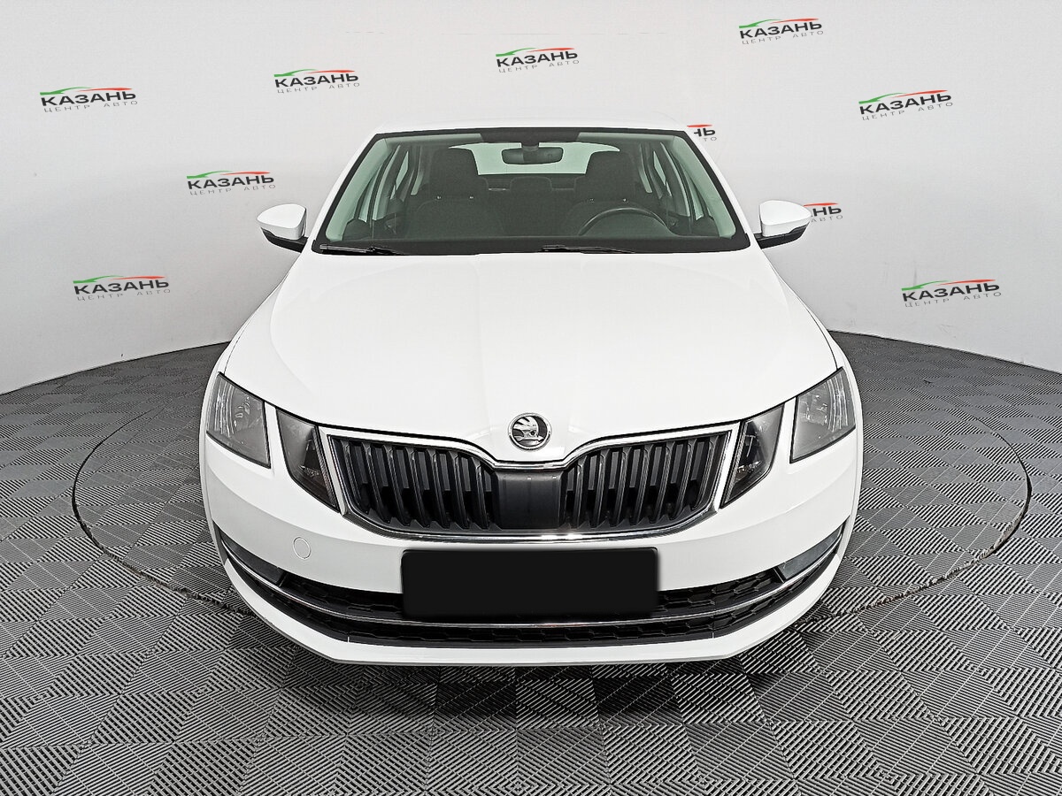 Шкода Октавия б/у, 2020, Роботизированная. Фото: #1