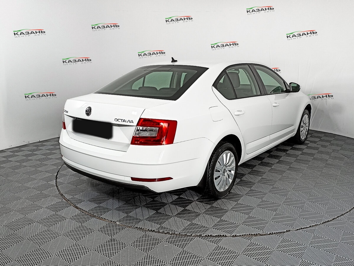 Шкода Октавия б/у, 2020, Роботизированная. Фото: #4