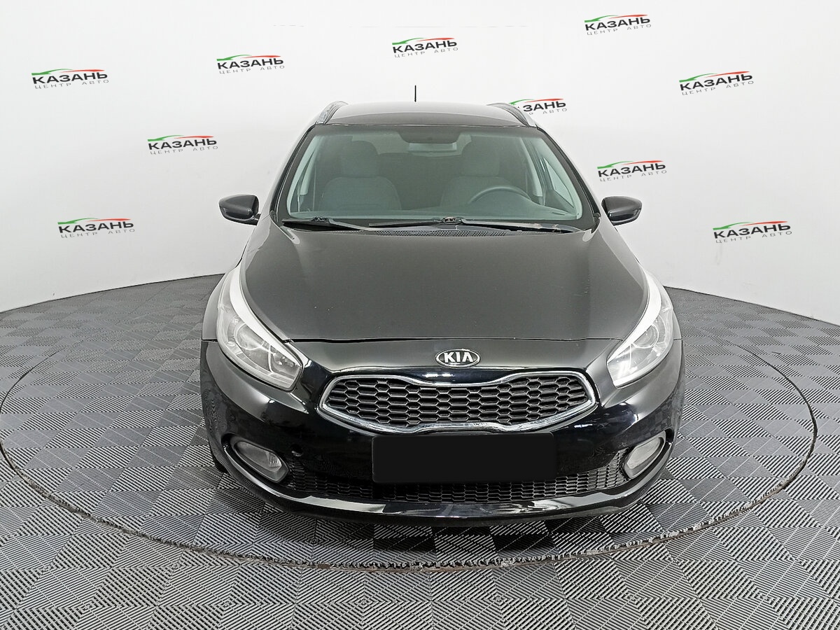 Киа Сид б/у, 2015, Механическая. Фото: #1