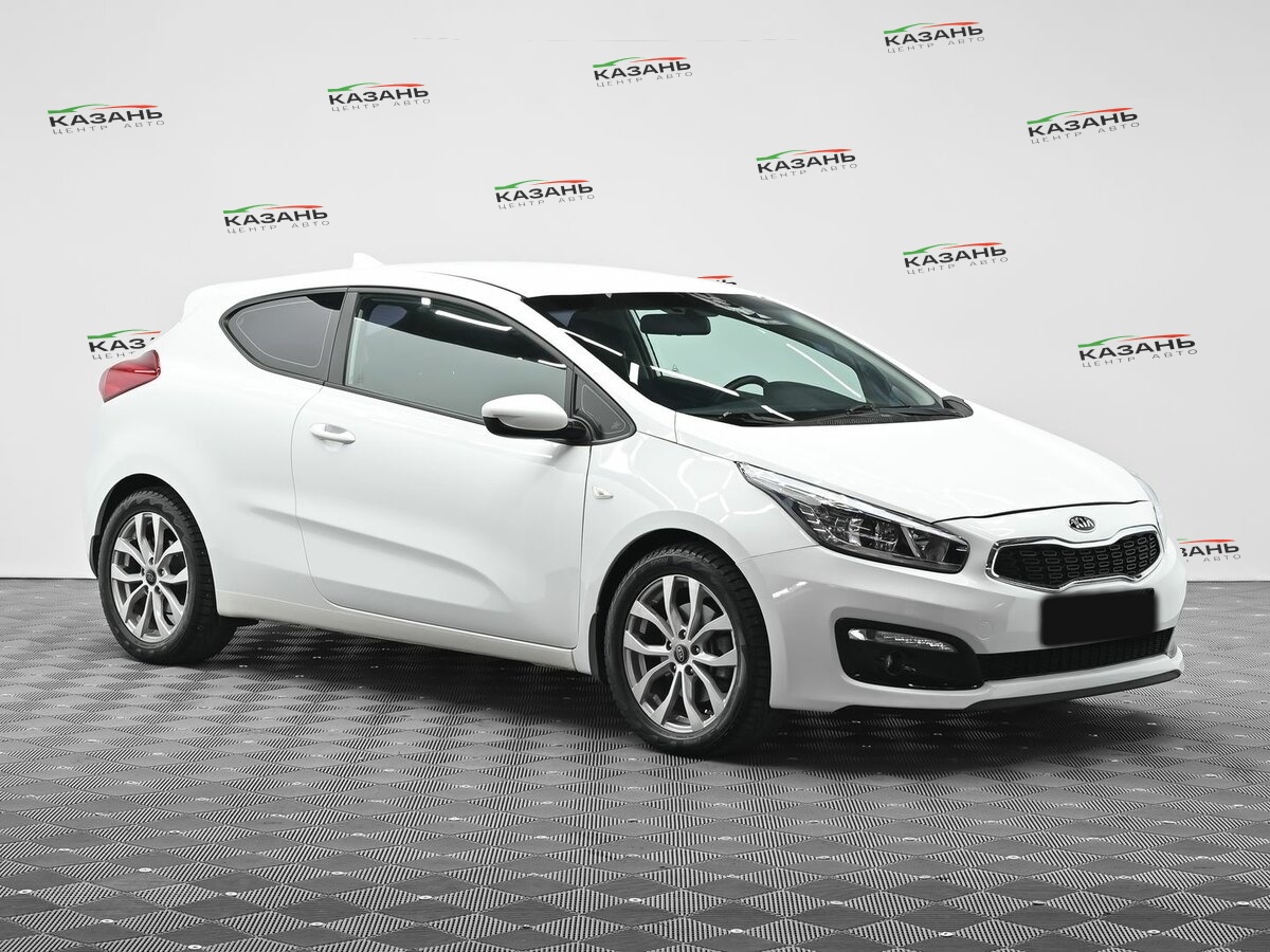 Киа Сид б/у, 2017, Автоматическая. Фото: #1