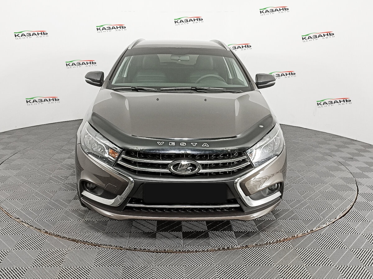 Лада (ВАЗ) Веста б/у, 2021, Механическая. Фото: #1