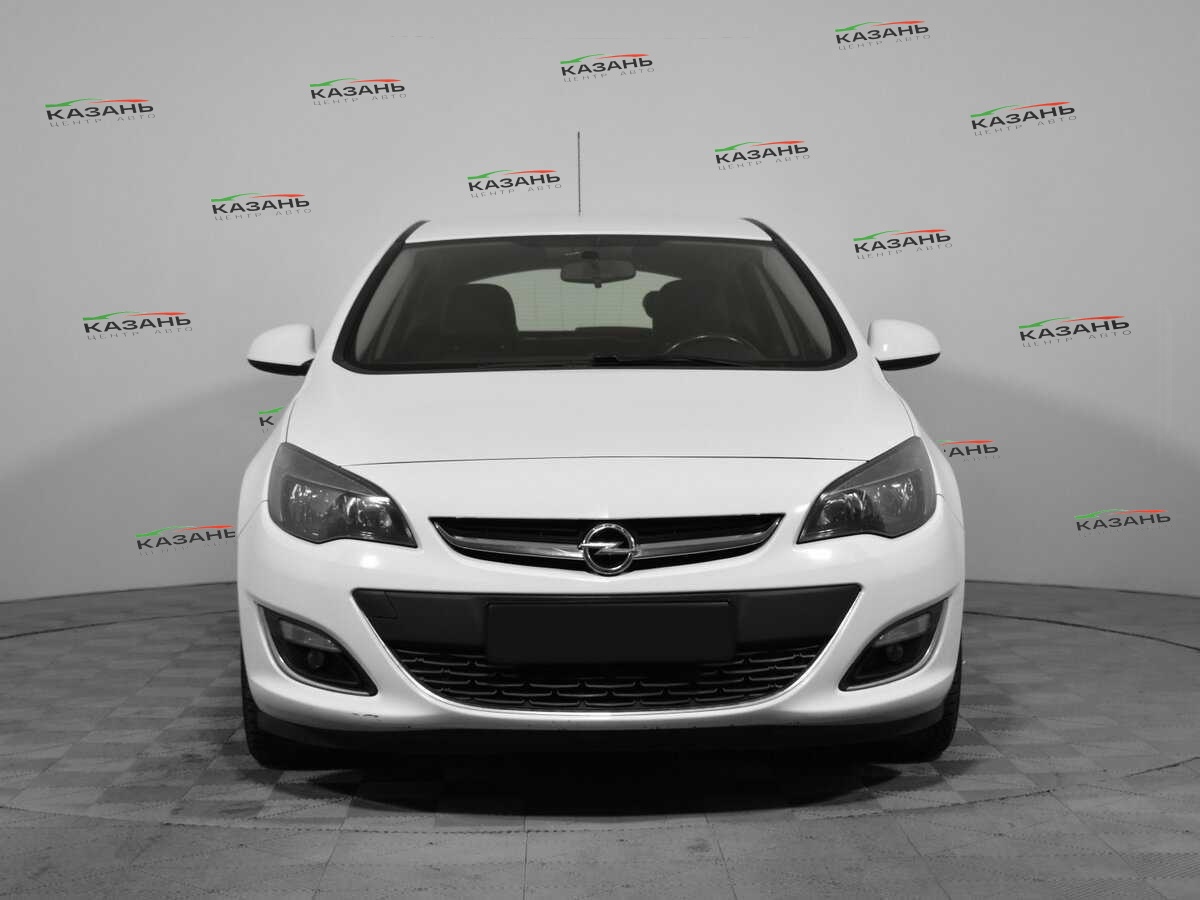 Опель Астра б/у, 2014, Автоматическая. Фото: #1
