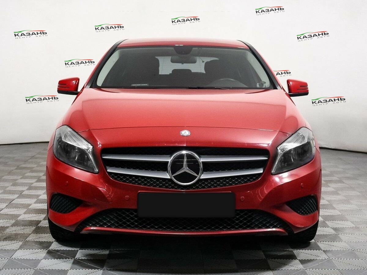 Mercedes-Benz A-Класс б/у, 2013, Роботизированная. Фото: #1