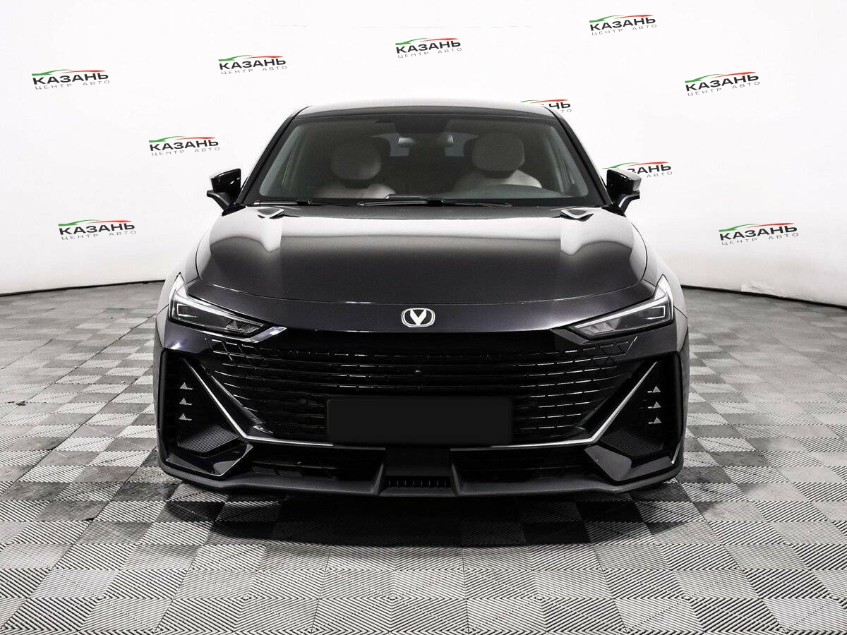 Changan UNI-V б/у, 2022, Роботизированная. Фото: #1