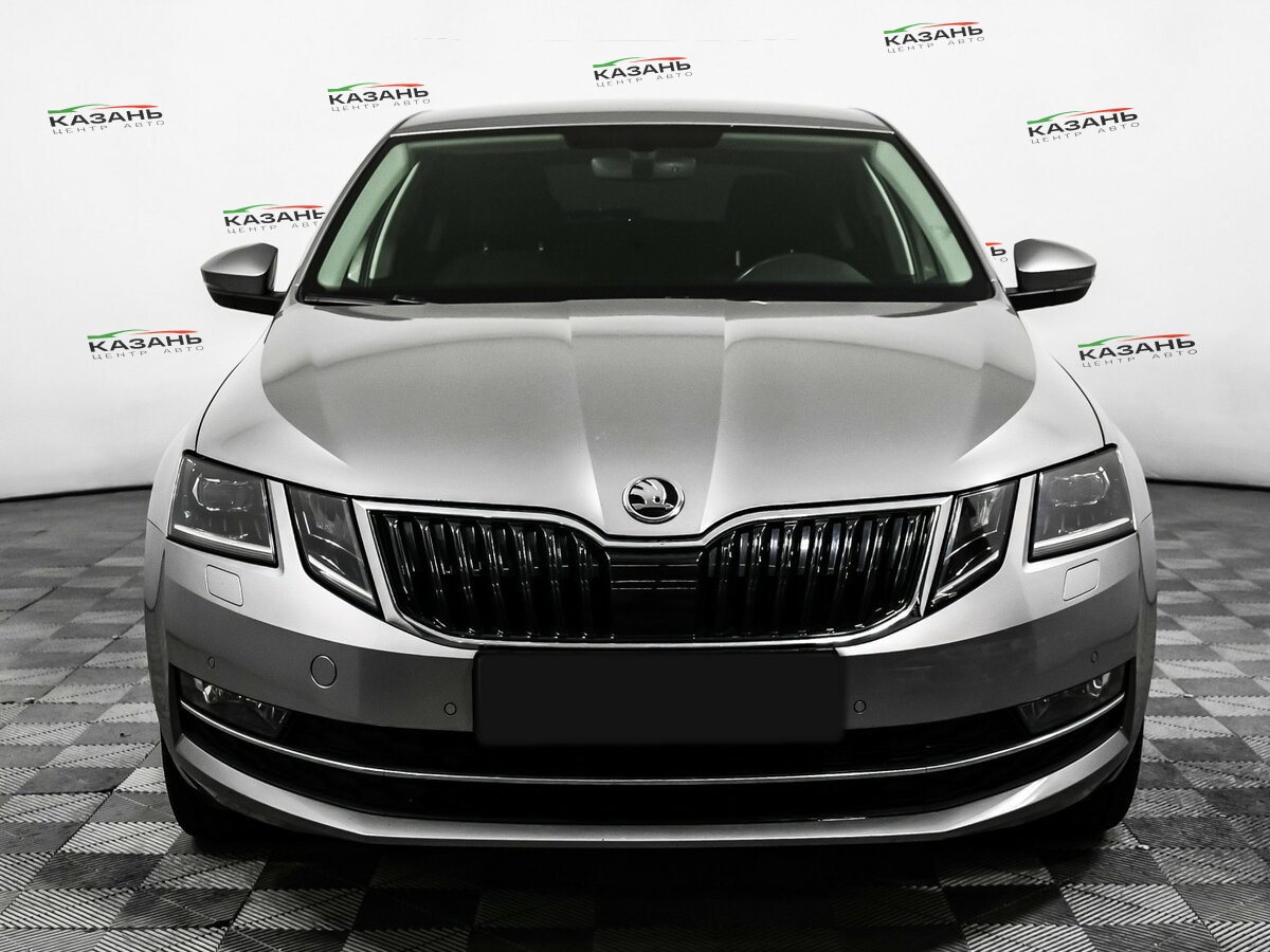 Шкода Октавия б/у, 2018, Роботизированная. Фото: #1