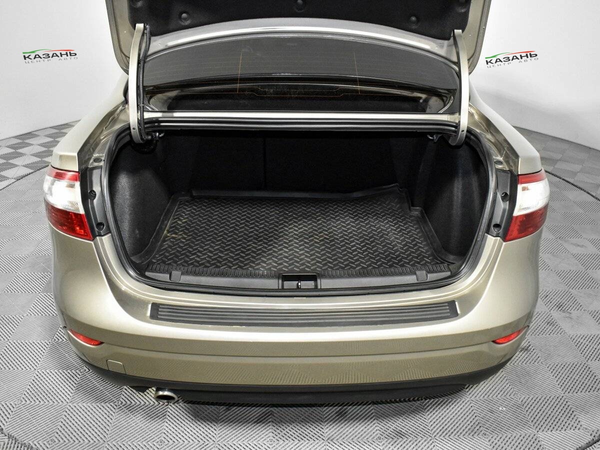 Renault Fluence б/у, 2013, Механическая. Фото: #16