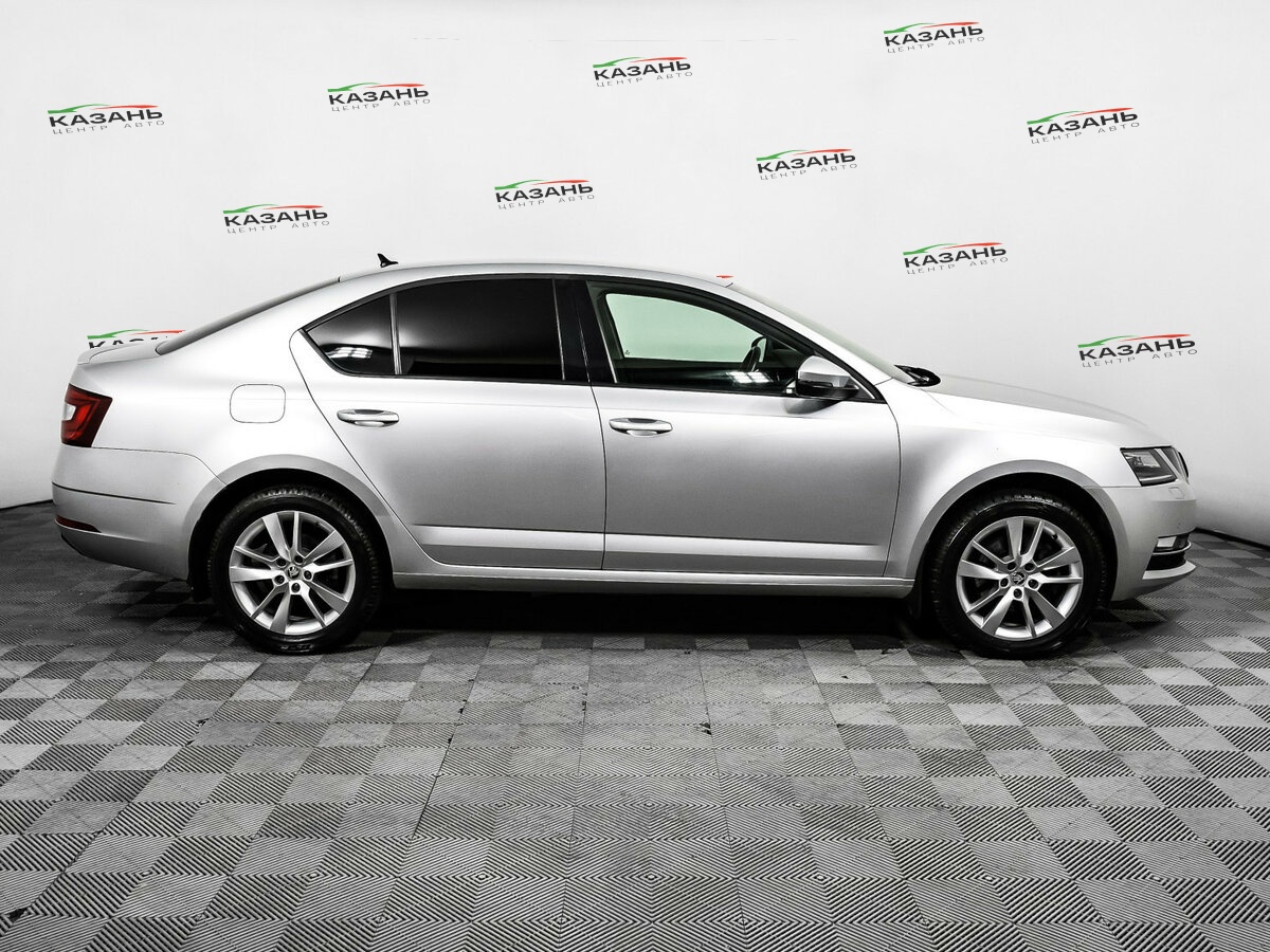 Шкода Октавия б/у, 2018, Роботизированная. Фото: #3