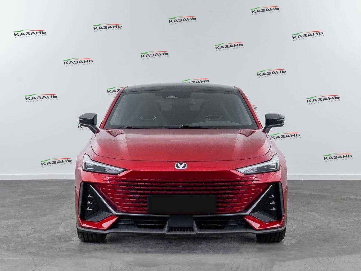 Changan UNI-V б/у, 2023, Роботизированная. Фото: #2