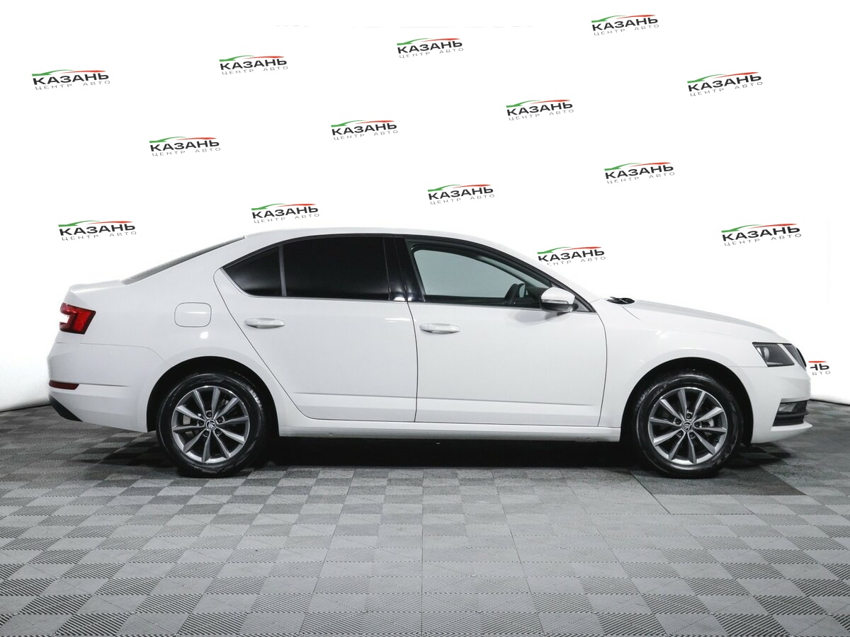 Шкода Октавия б/у, 2023, Автоматическая. Фото: #3