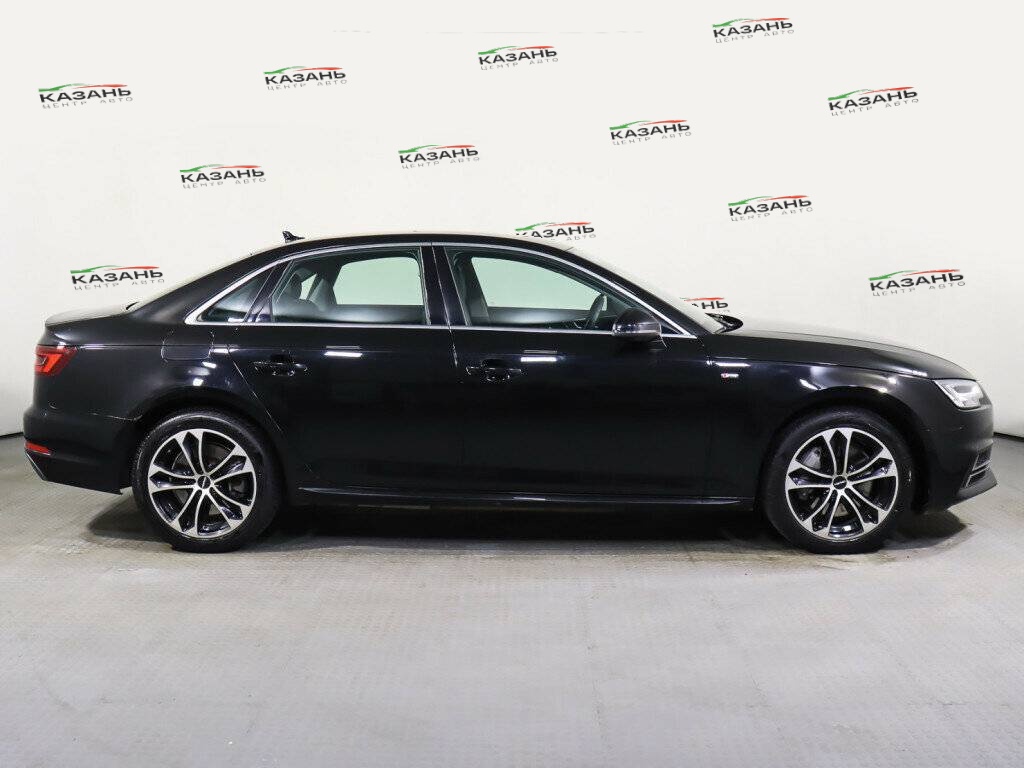 Audi A4 б/у, 2017, Роботизированная. Фото: #2