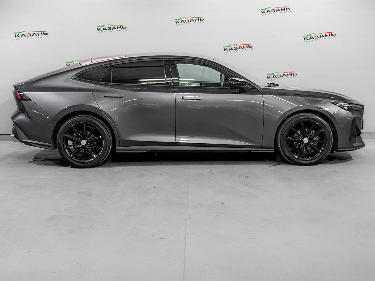 Changan UNI-V б/у, 2023, Роботизированная. Фото: #3