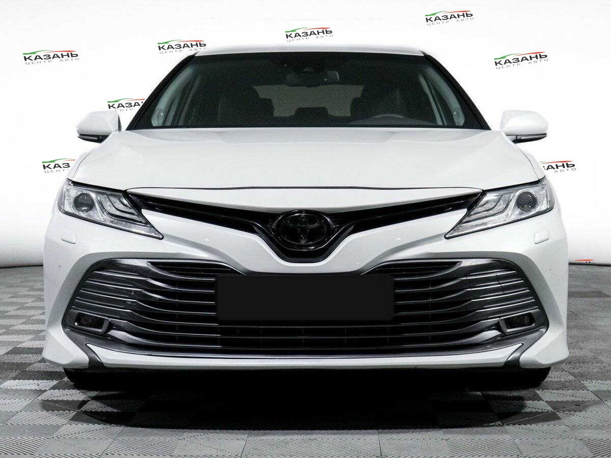 Toyota Camry б/у, 2019, Автоматическая. Фото: #1