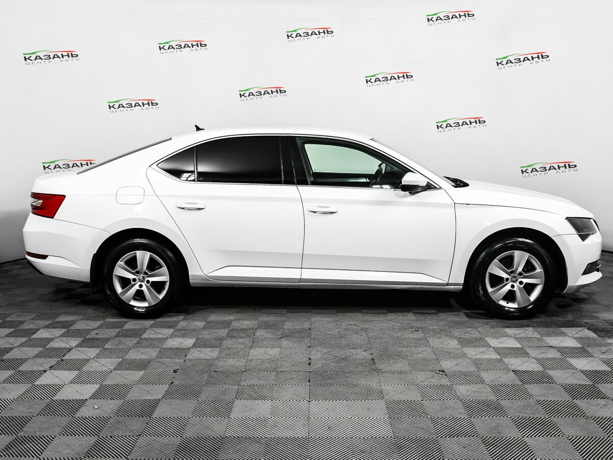 Шкода Суперб б/у, 2016, Роботизированная. Фото: #3