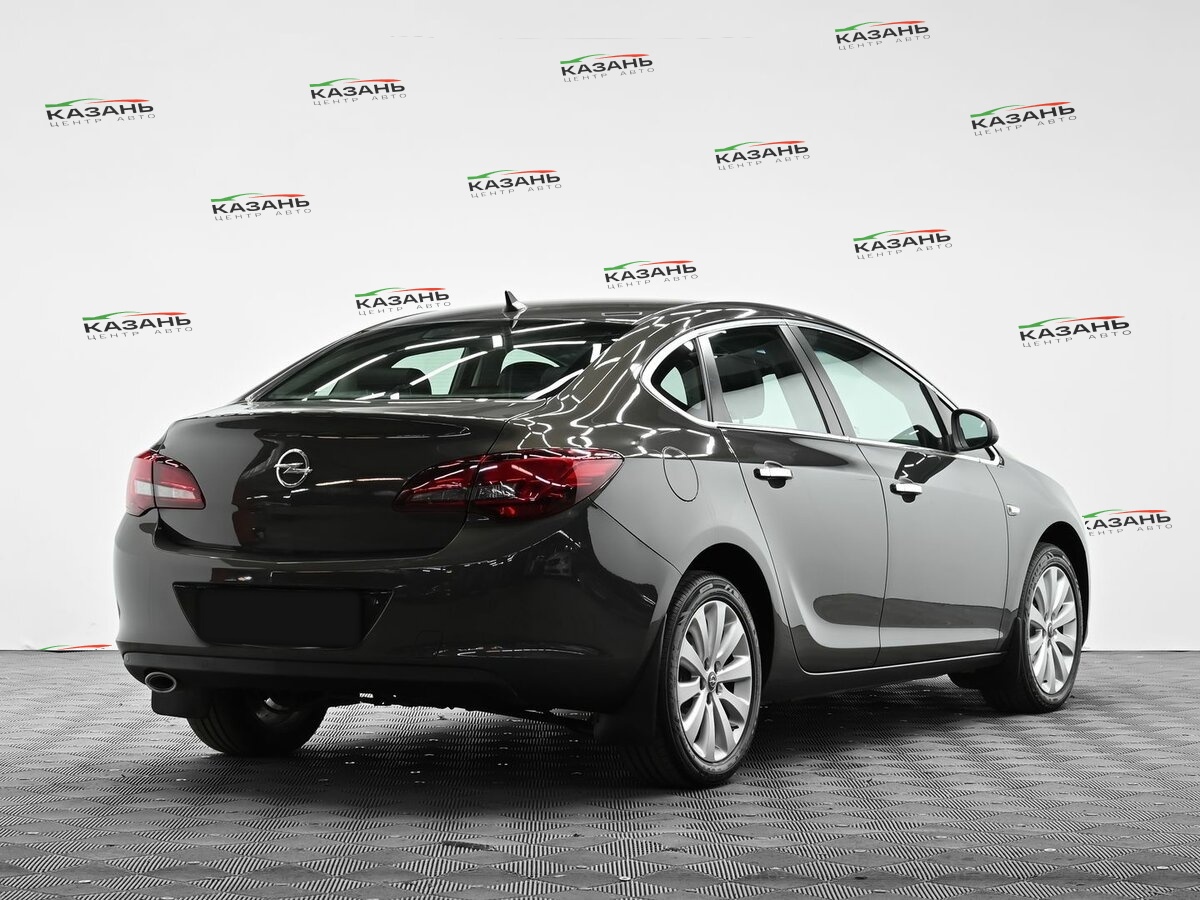 Опель Астра б/у, 2013, Автоматическая. Фото: #3