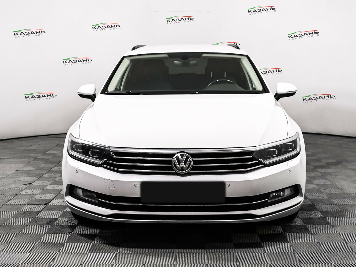 Фольксваген Пассат б/у, 2018, Роботизированная. Фото: #1
