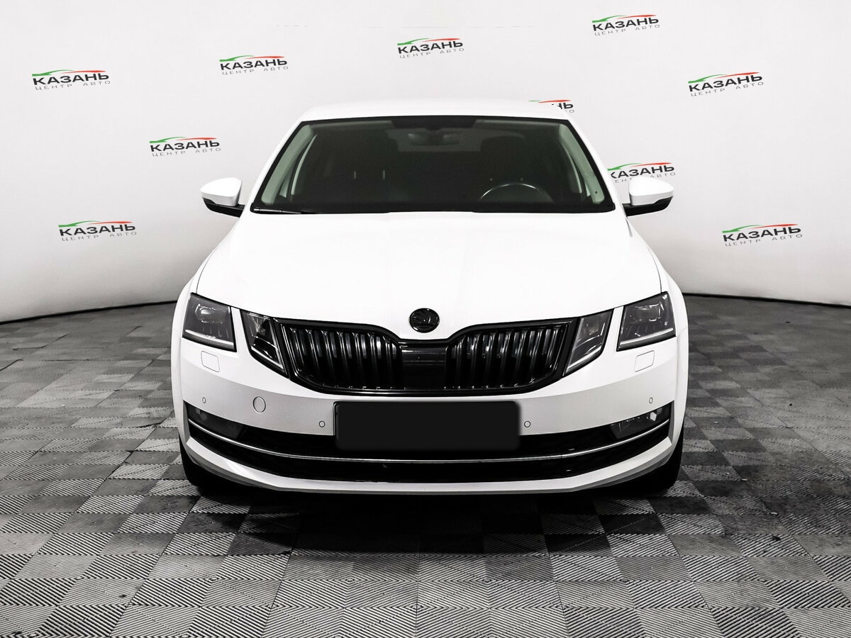 Шкода Октавия б/у, 2017, Роботизированная. Фото: #1