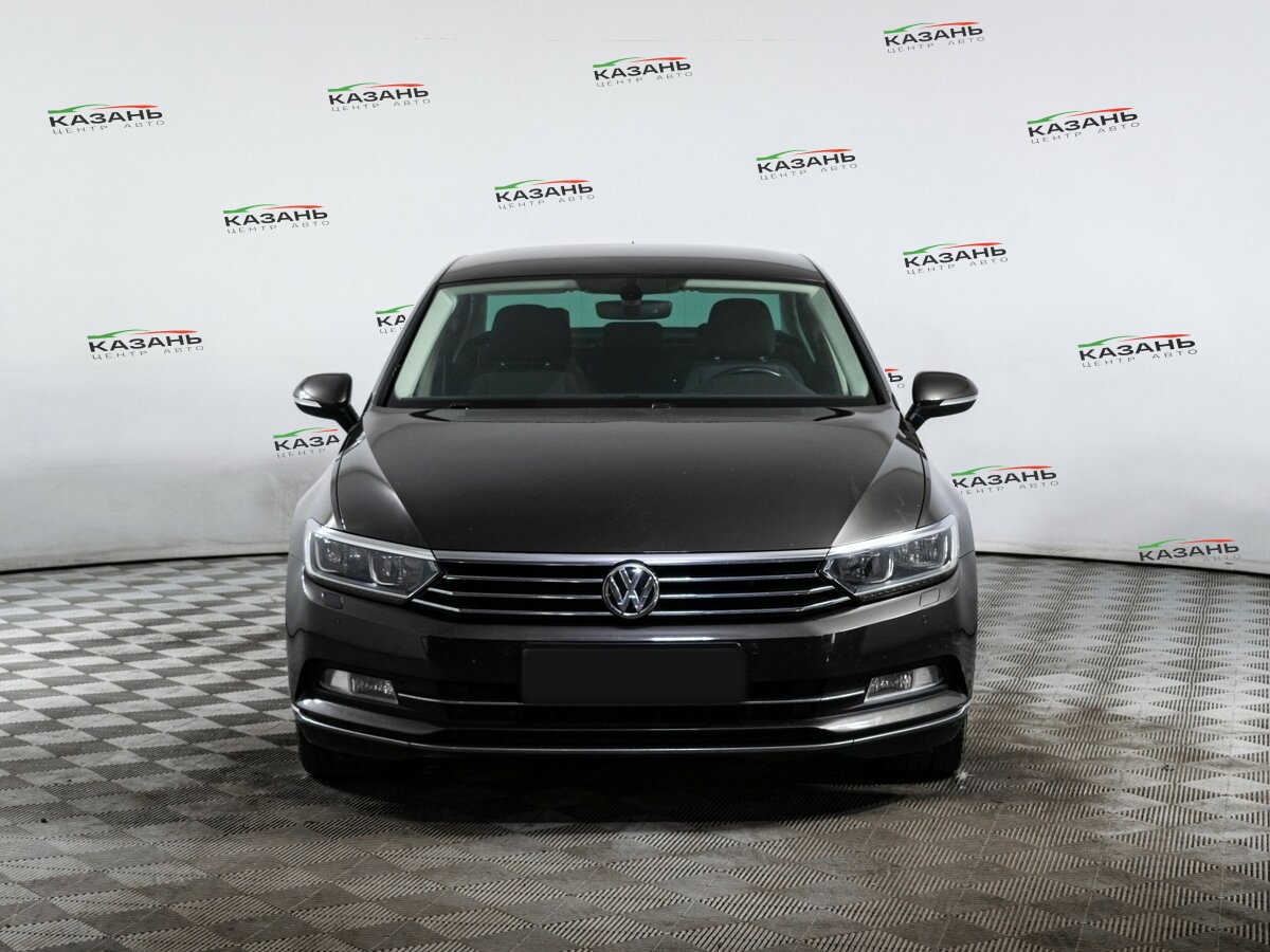 Фольксваген Пассат б/у, 2017, Роботизированная. Фото: #1