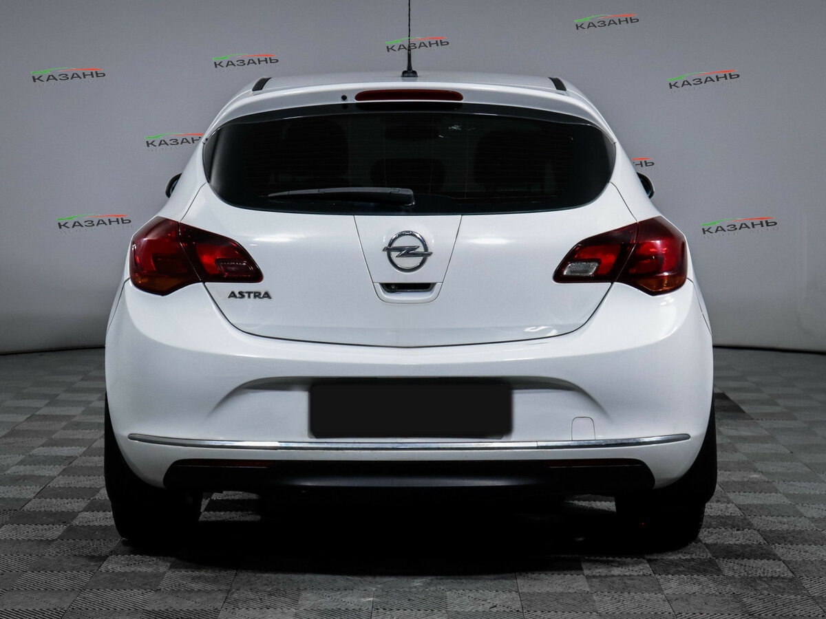 Опель Астра б/у, 2014, Автоматическая. Фото: #4