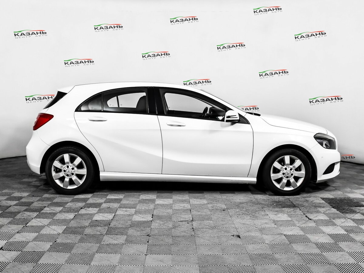 Mercedes-Benz A-Класс б/у, 2013, Роботизированная. Фото: #3