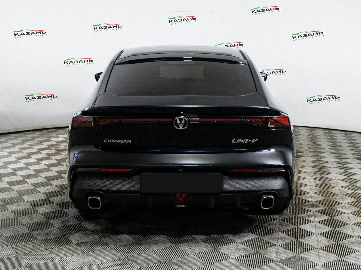Changan UNI-V б/у, 2022, Роботизированная. Фото: #4