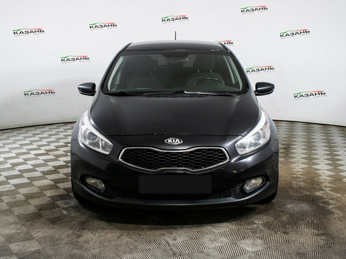 Киа Сид б/у, 2014, Автоматическая. Фото: #1