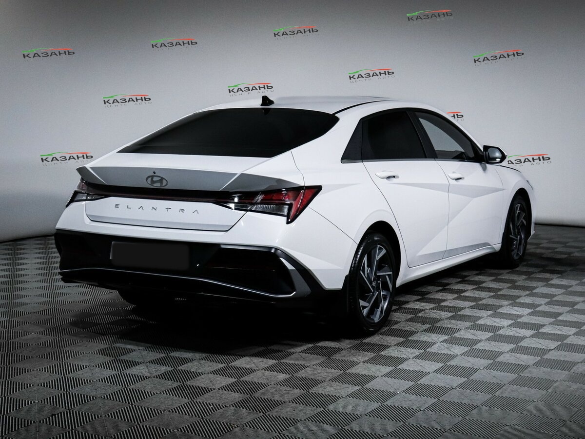 Хендай Елантра б/у, 2024, Вариатор. Фото: #3