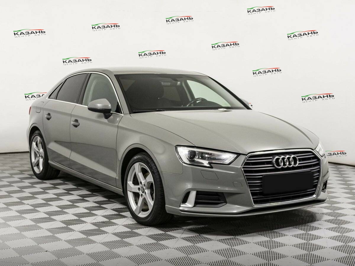 Audi A3 б/у, 2018, Роботизированная. Фото: #2