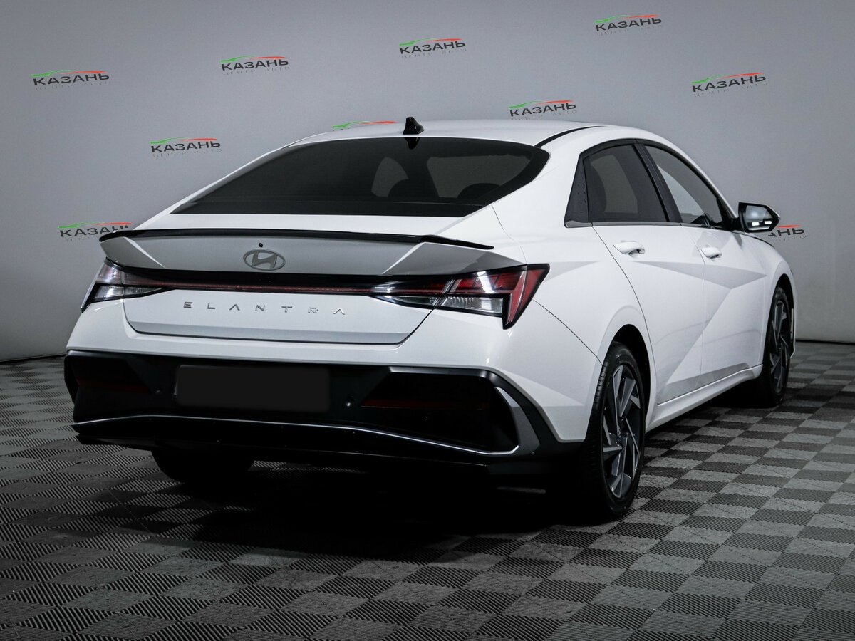 Хендай Елантра б/у, 2024, Вариатор. Фото: #3