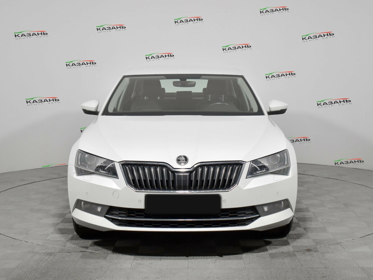 Шкода Суперб б/у, 2018, Роботизированная. Фото: #1