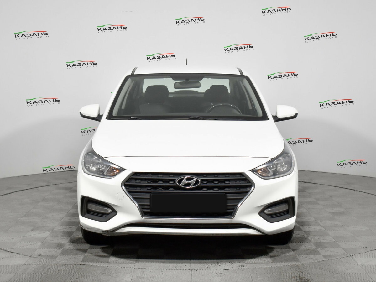 Hyundai Solaris б/у, 2018, Механическая. Фото: #1