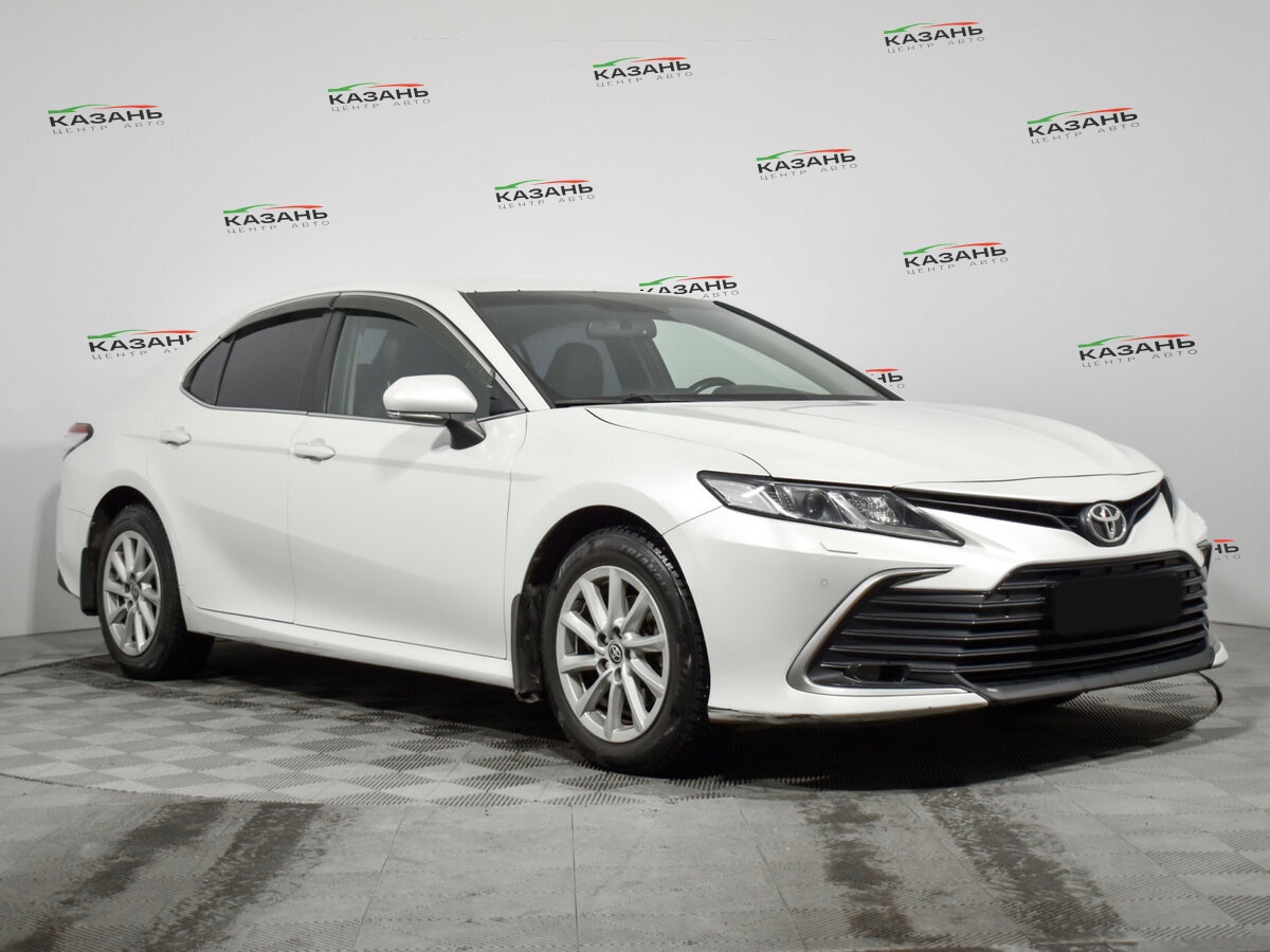 Toyota Camry б/у, 2022, Автоматическая. Фото: #2