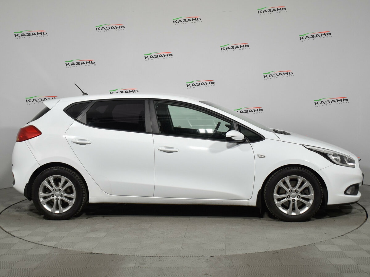 Kia Ceed б/у, 2013, Автоматическая. Фото: #3