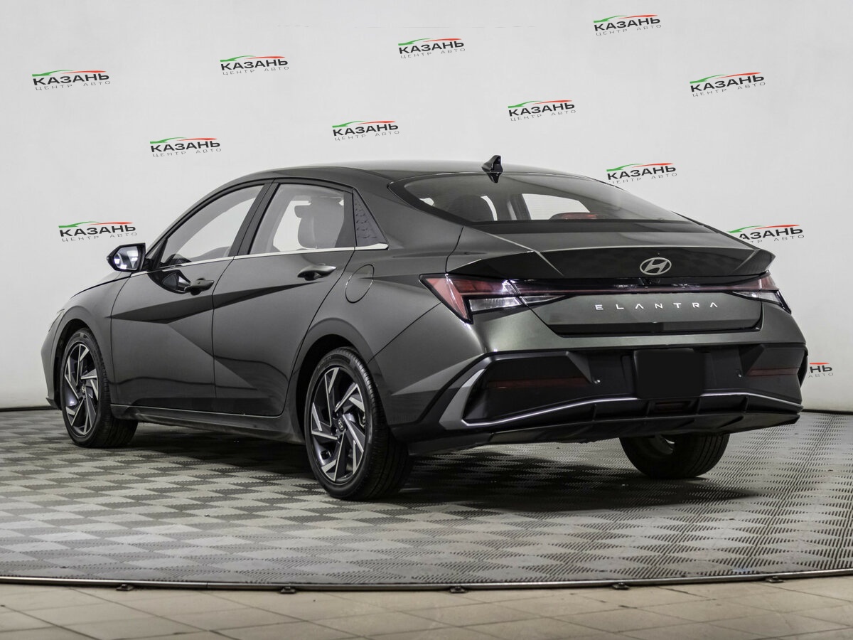 Hyundai Elantra б/у, 2023, Вариатор. Фото: #4