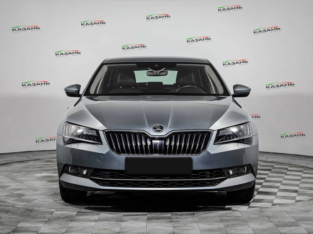Skoda Superb б/у, 2016, Роботизированная. Фото: #1